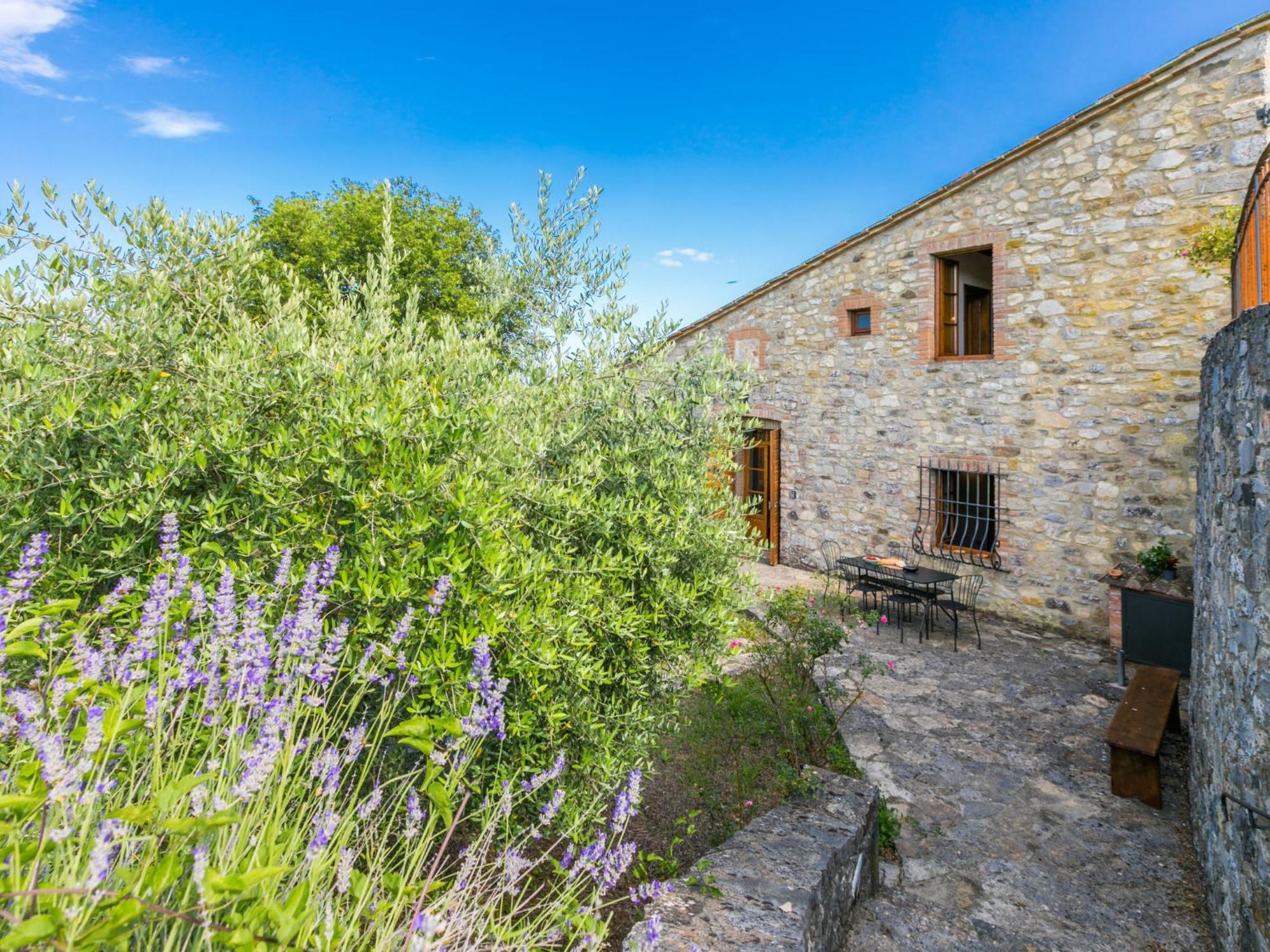 Holiday Home Cerretino - Tettoia By Interhome Castellina in Chianti Kültér fotó